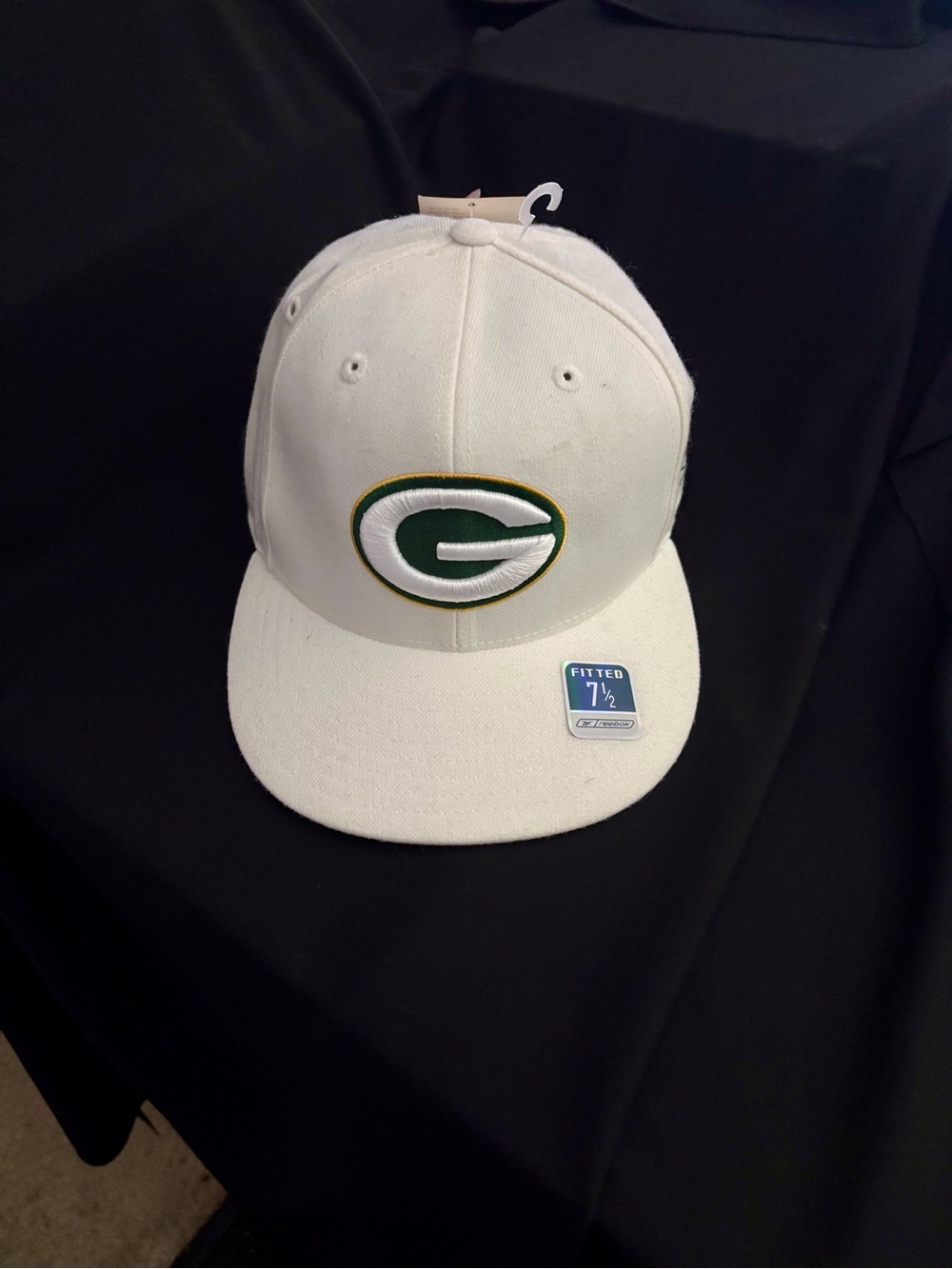 Vintage Green Bay Packers Reebok NFL Fitted Hat Cap White Size 7 1/2 NWT